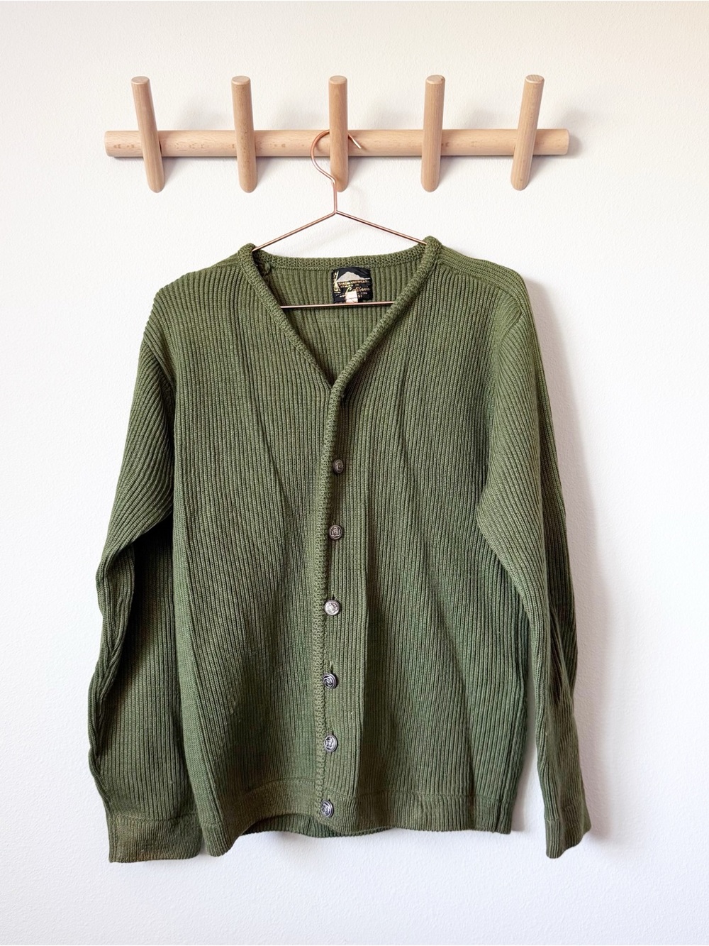 Vintage Shasta Knitwear Men's Olive Green Wool Ribbed Button Cardigan Sweater